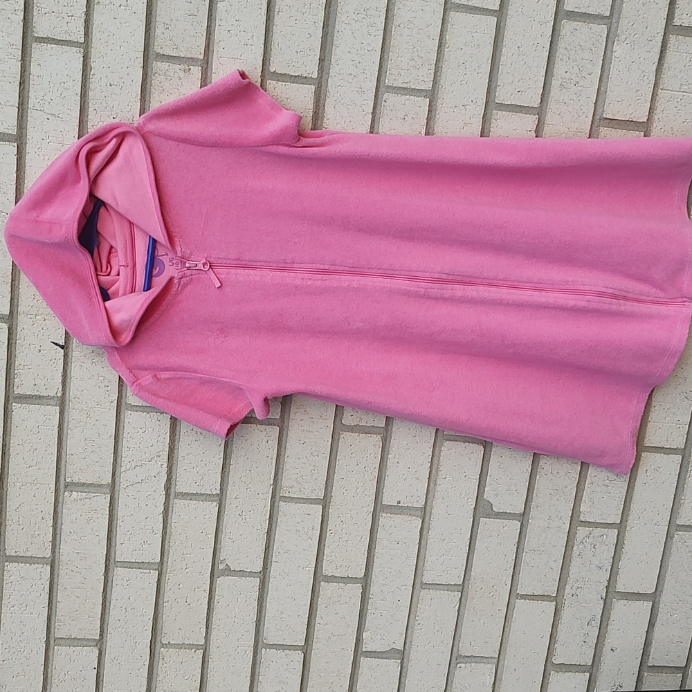 Pink Robe** - Picture 5 of 8